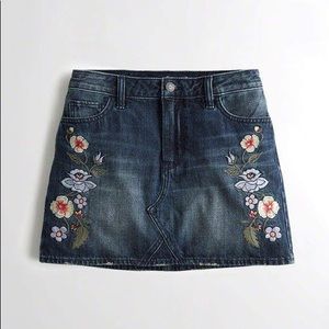 Hollister Skirt